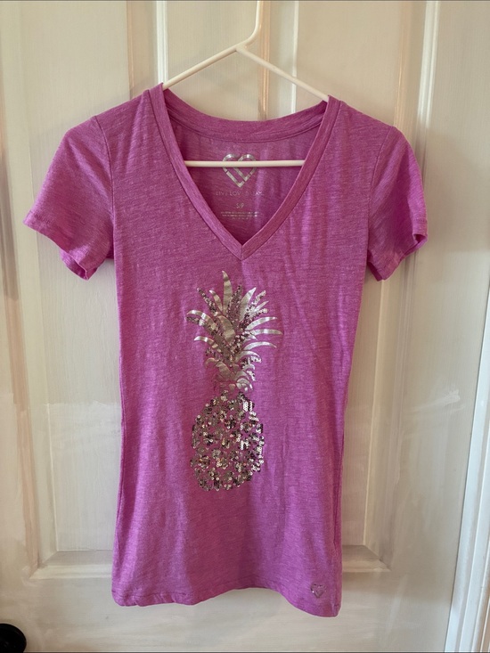 Aeropostale Tops - Aeropostale V-Neck T-shirt with Sequin Pineapple